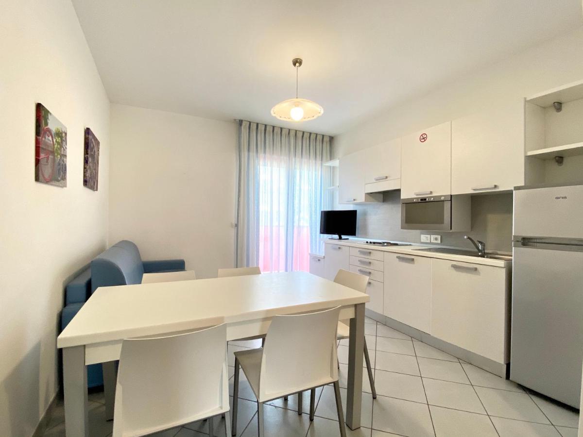 Artesi - Carraro Immobiliare Jesolo - Family Apartments Exteriör bild